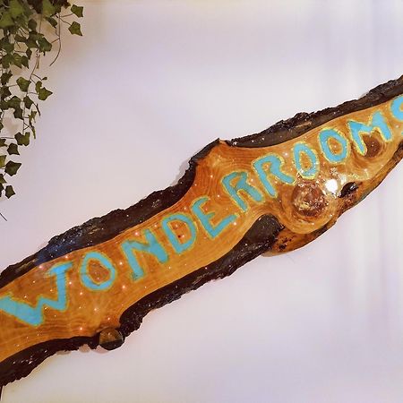 Wonder Rooms Nerja Guest House Bagian luar foto