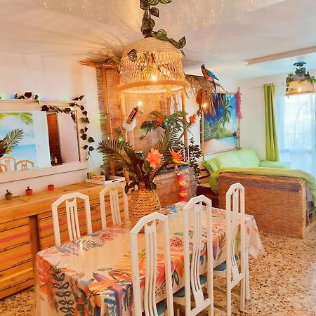 Wonder Rooms Nerja Guest House Bagian luar foto
