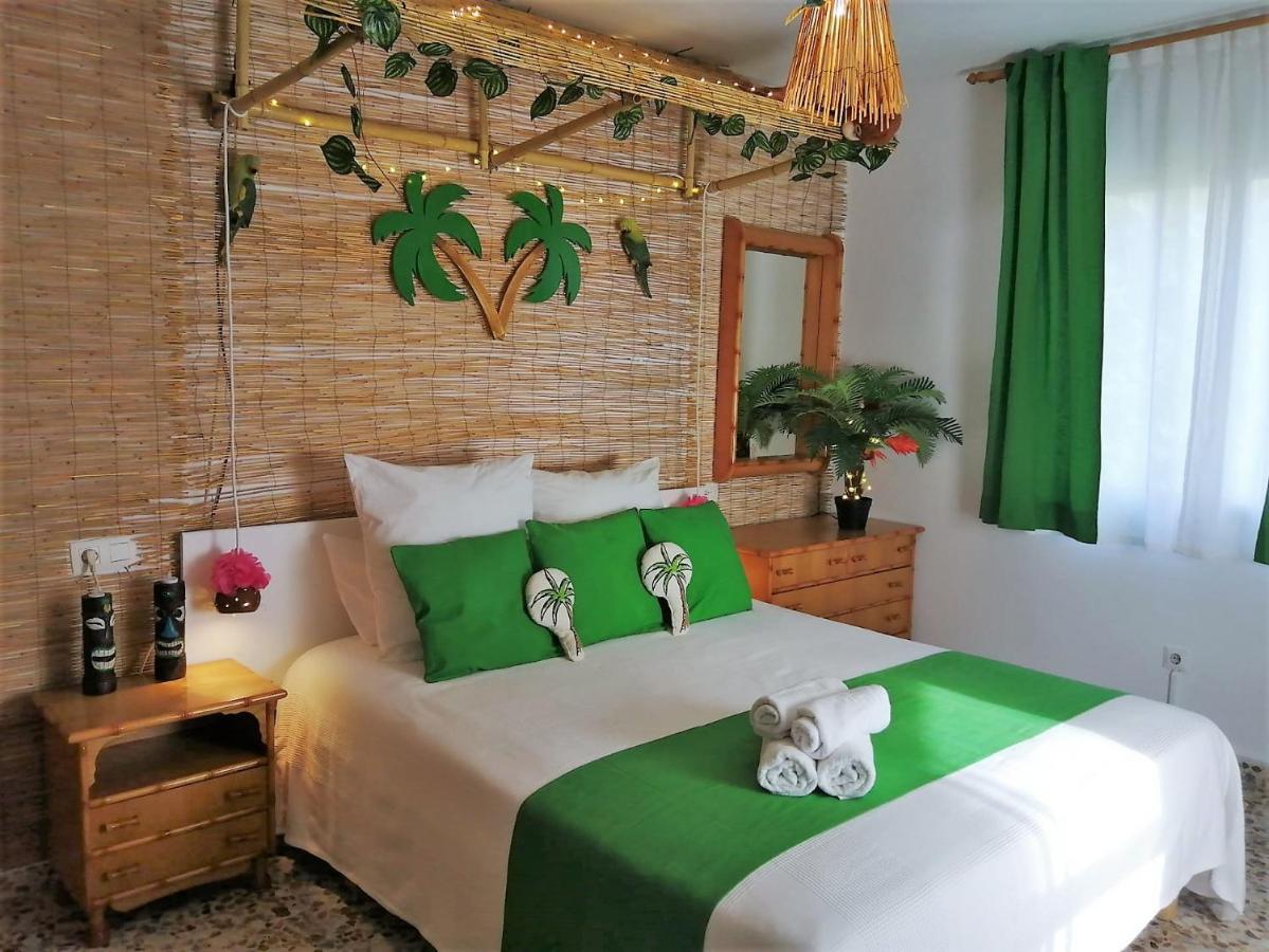 Wonder Rooms Nerja Guest House Bagian luar foto