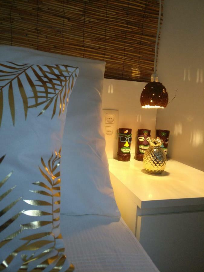 Wonder Rooms Nerja Guest House Bagian luar foto